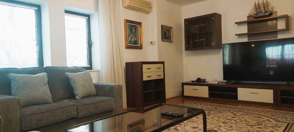 BANEASA-HERASTRAU, etaj 1 in vila, 3 camere, parcare