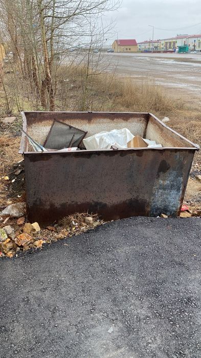 Отдам даром бак для воды или на металл, самовывоз