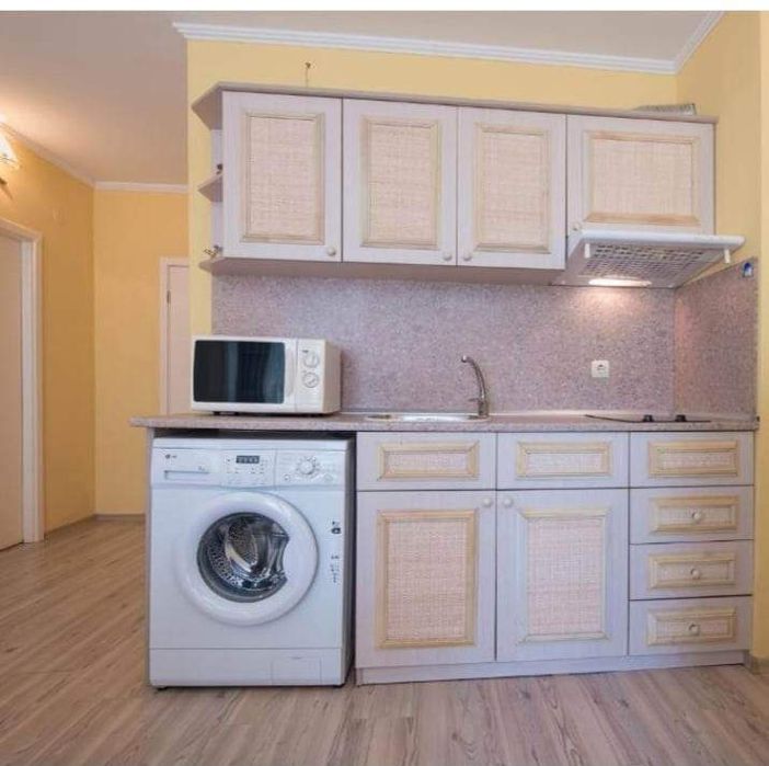 Дава се под наем Двустаен апартамент в к.к. Слънчев бряг - 60 кв.м за 61.2 € - Снимка #3