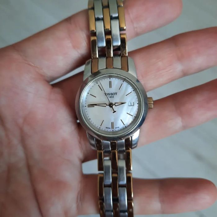 Часы женские Tissot