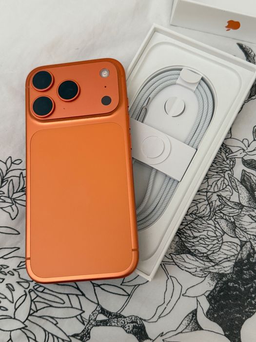 Iphone 17 Pro Cosmic Orange, 512GB