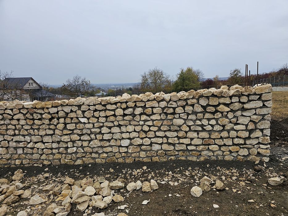 Piatra  cubica  pavaje