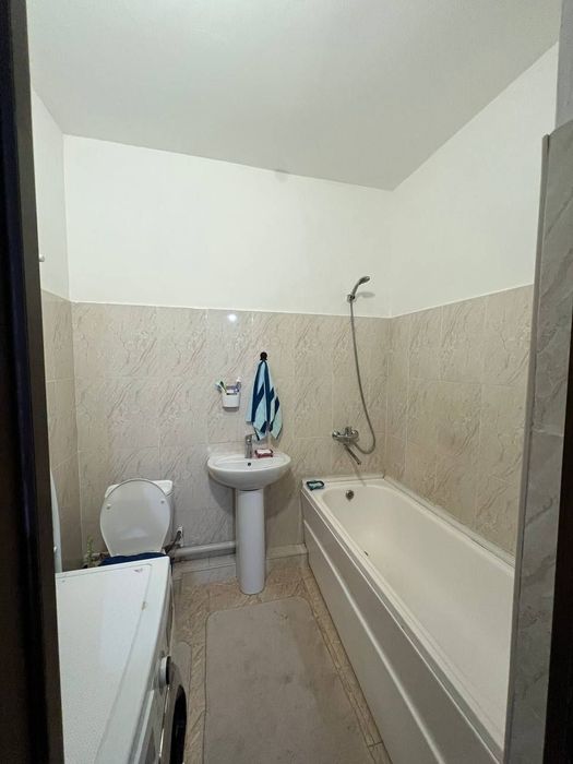 Choshtepada 2 xona SOTILADI SROCHNI 52000 ming kelishamiz