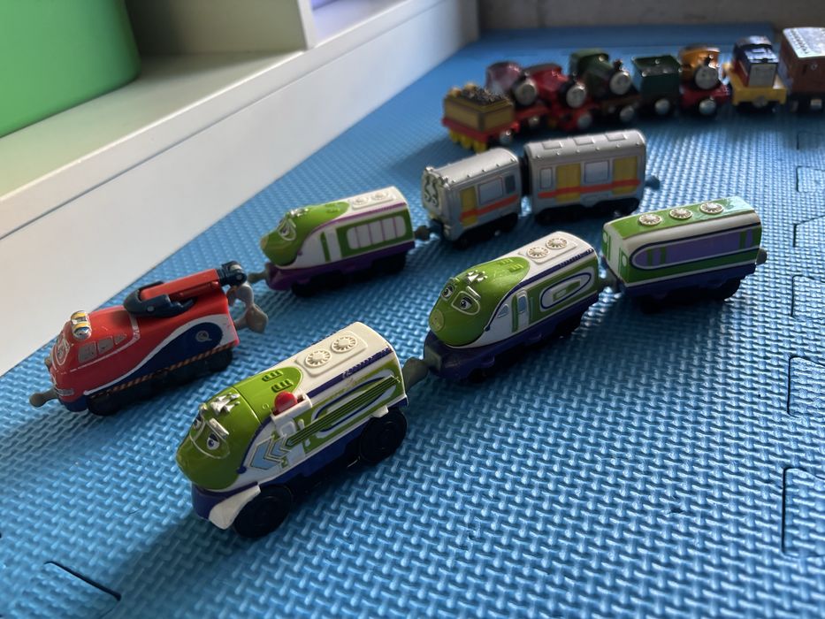 Colectie trenulete din metal Thomas  si prietenii (14 piese)si 6 piese Chuggington
