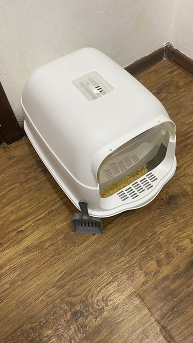 Продам вещи кота миска.