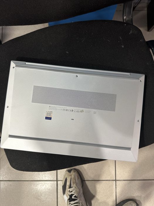 Vand laptop hp elitebook 850g7 i5 10510u 16gb ssd 256gn full hd