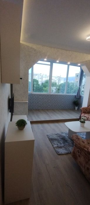 Дава се под наем Едностаен апартамент в София, Връбница 1 - 42 кв.м за 508.47 € - Снимка #1