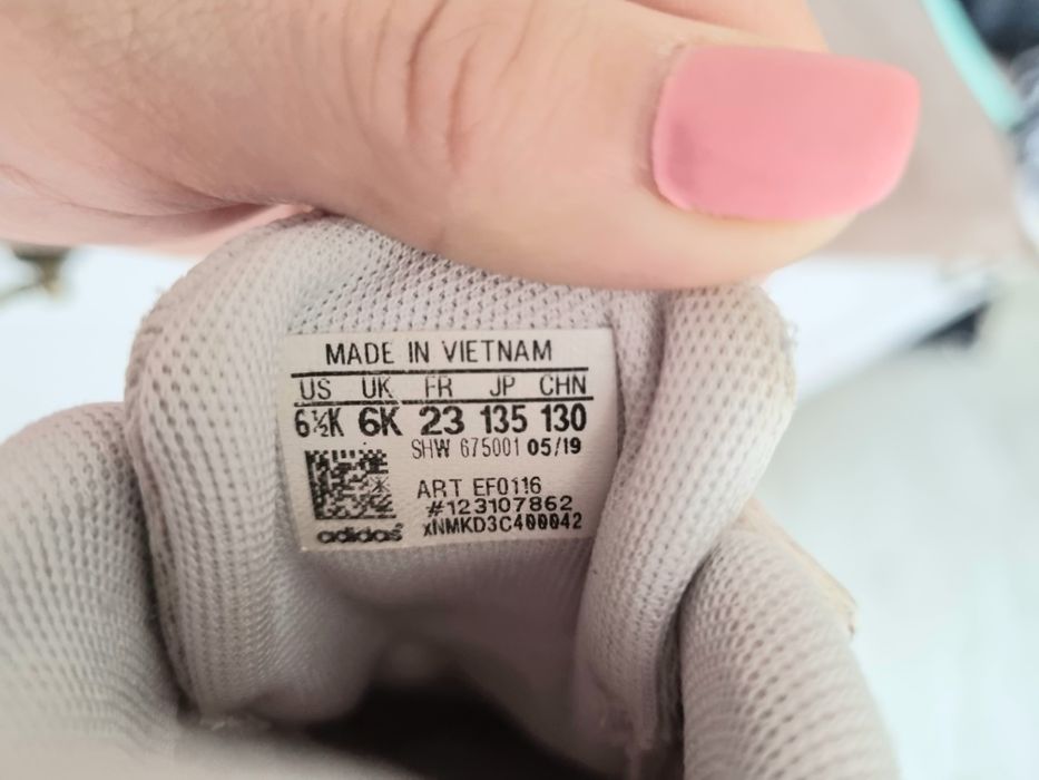 Adidas mărimea 23