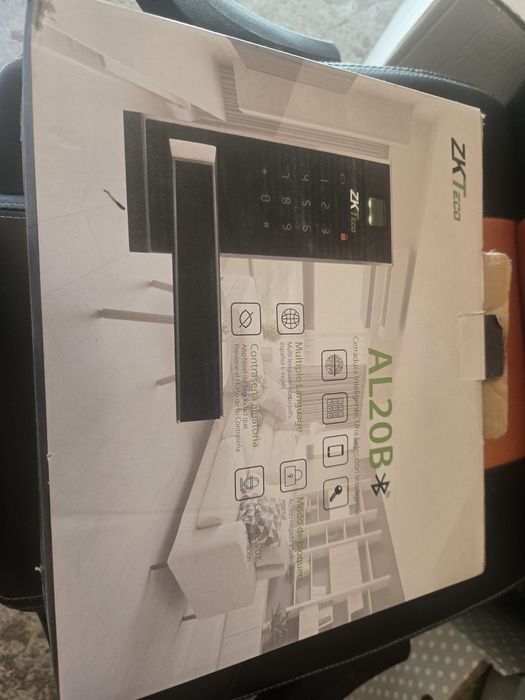 Yala smart control  ZKTeco DL-AL20DB, Bluetooth, amprenta, cod, control de pe telefon