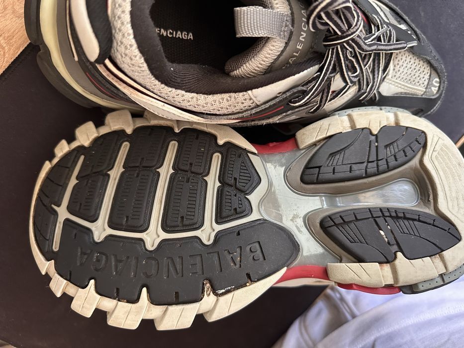 Balenciaga track