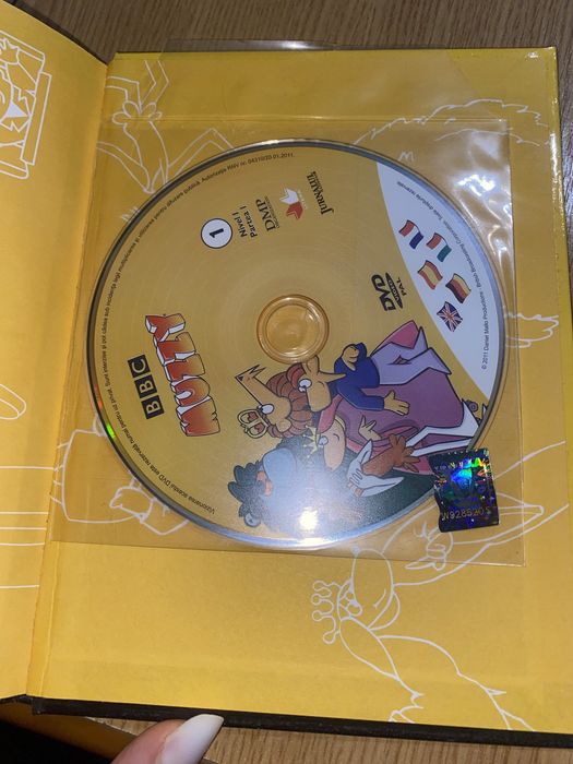 carti multilingvistice pt copii