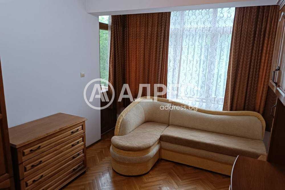 Дава се под наем Многостаен апартамент в Разград, Център - 102 кв.м за 459 € - Снимка #10