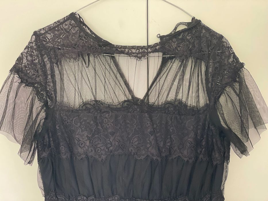 Дамска черна рокля, Zara