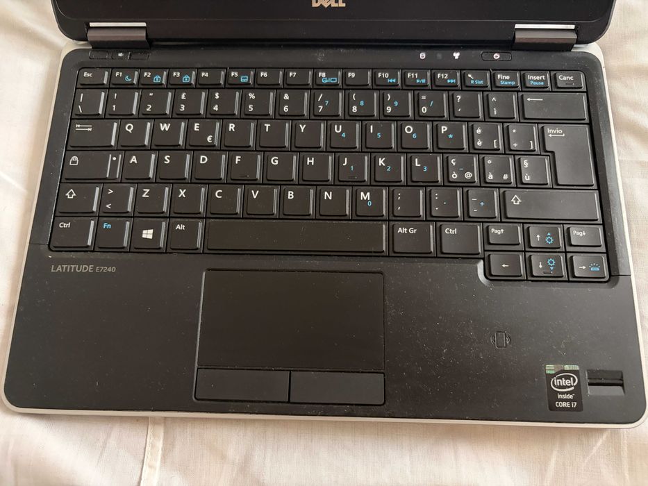 Ultrabook Dell Latitude E7240, i7, 8gb ram, 256 ssd, etc.