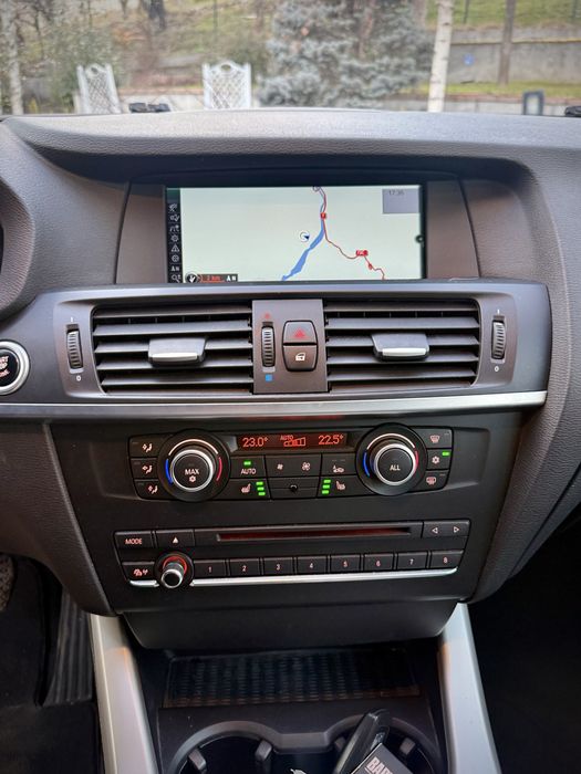 BMW X3 F25 2.0d X-Drive! Incalzire Volan/Hifi/Keyless/Etc