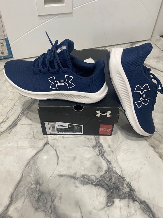 Under armour  42,5 нови!