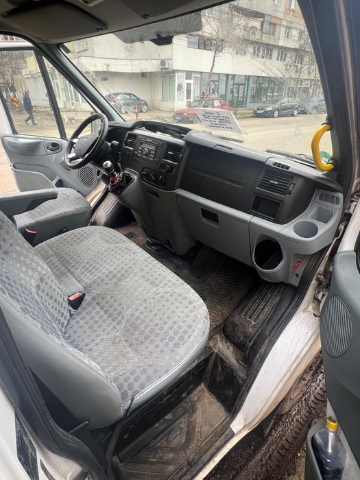 Vând Ford Transit lung