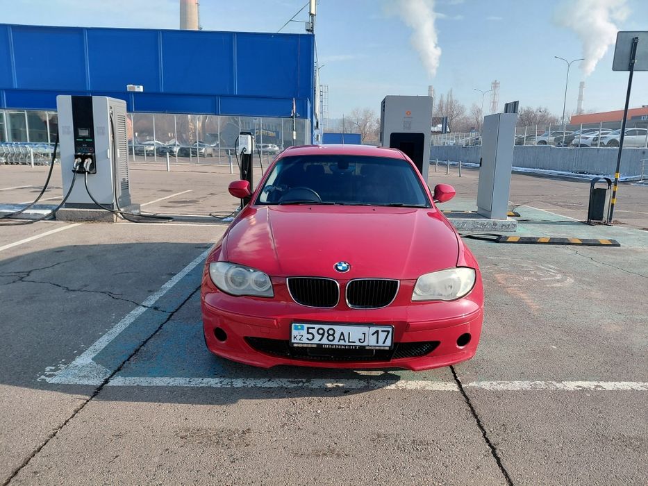 БМВ 116i 2010 год продам