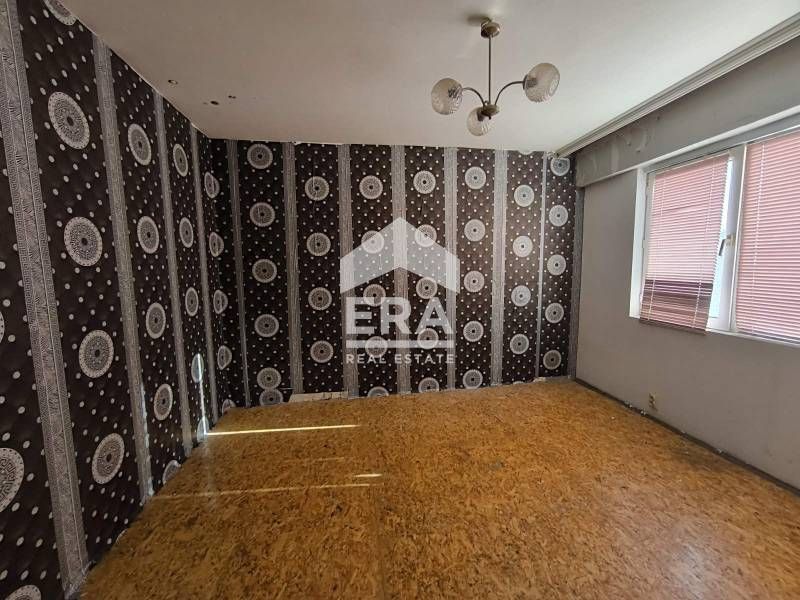 Продава се Двустаен апартамент в Хасково, Орфей - 58 кв.м за 1047 €/кв.м - Снимка #8