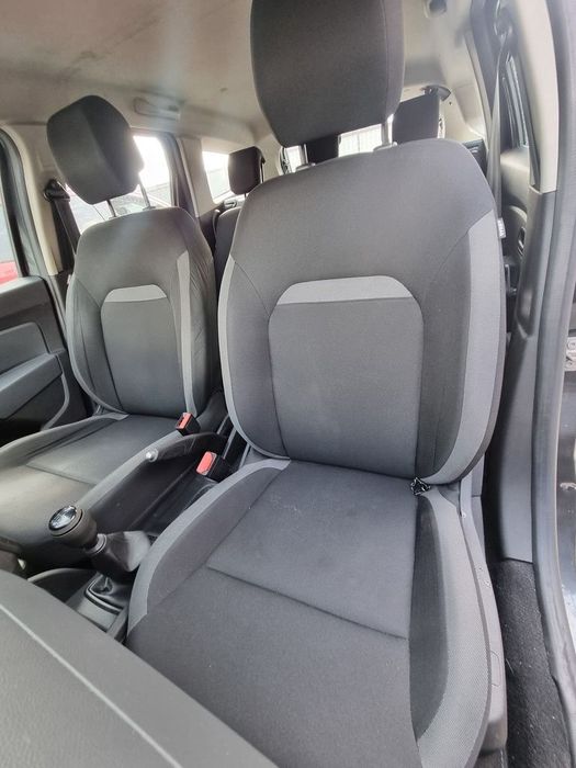 Interior complet Dacia Duster II 2018 - 2021 SUV 4 Usi (1318) FARA BANCHETA