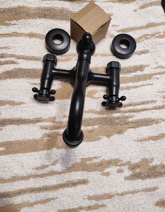 Ретро черен смесител
Ретро черен смесител