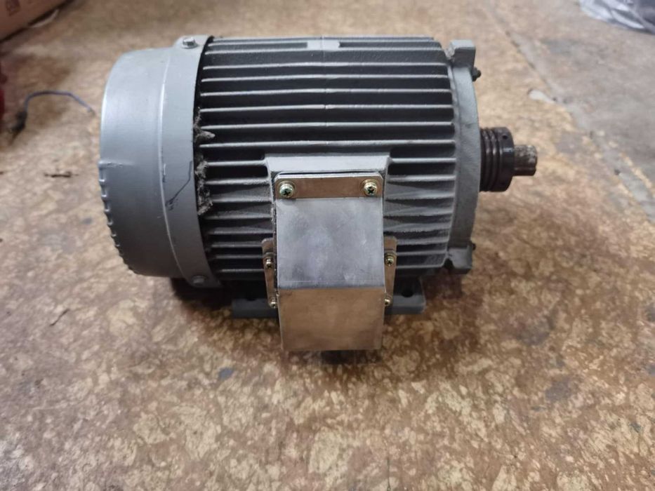 ел. двигател HITACHI