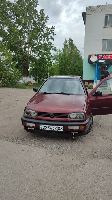 Продам гольф 3 .
