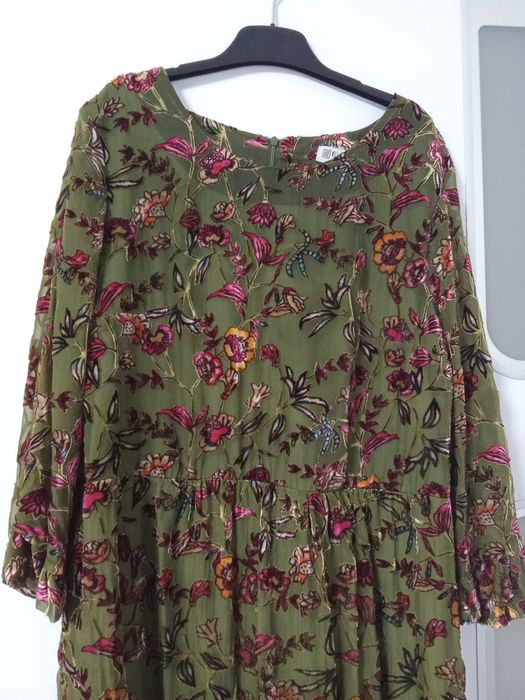 Платья новые и б/у 46-48 размер