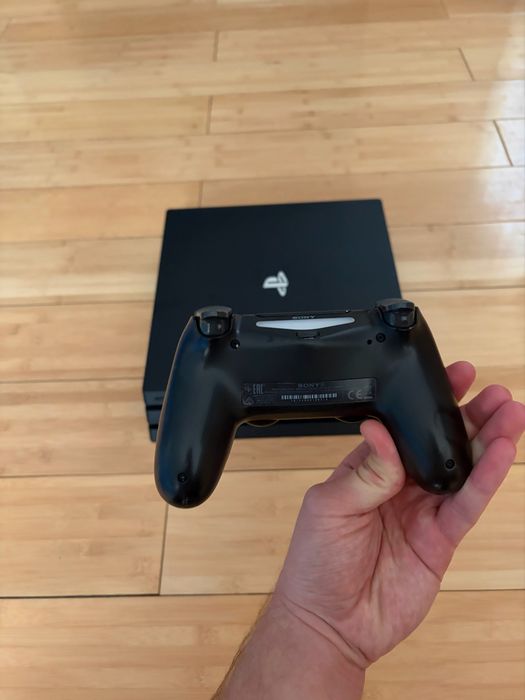Playstation 4 pro 1 tb