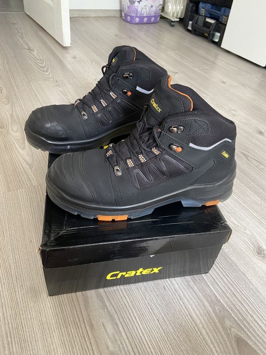 Bocanci de lucru Cratex cu protectie metalica 44