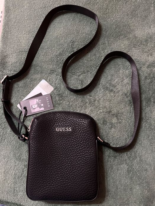 Мъжка чанта Guess