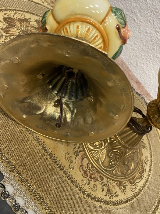 Чифт стари френски лампи от порцелан и месинг