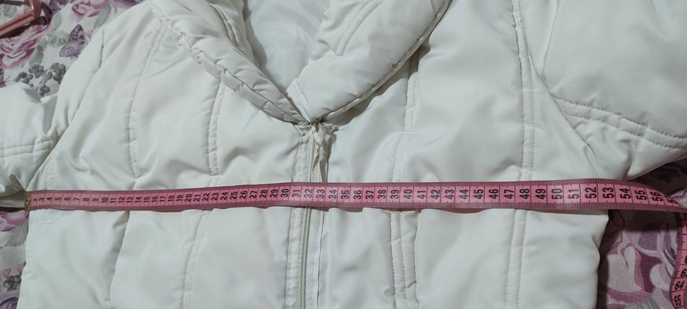 Бяло преходно яке