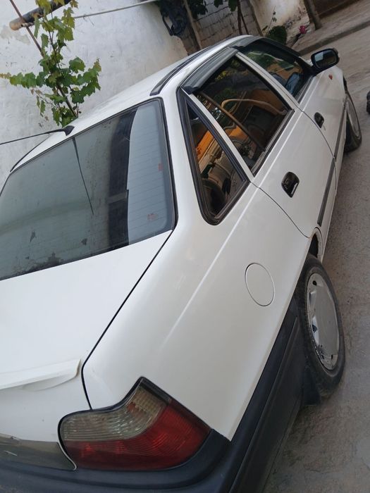 Nexia 1 сотилади