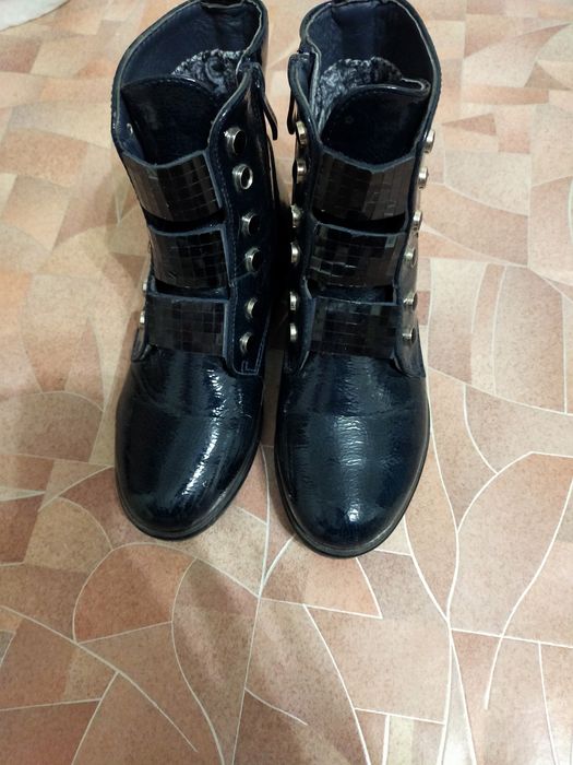 Детские осенние сапожки