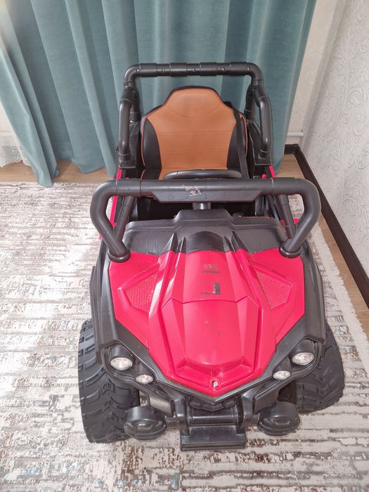 Детская машинка для мальчика