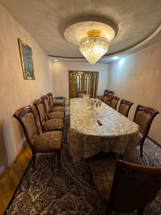 Продается  4 комнатная квартира на первой линии