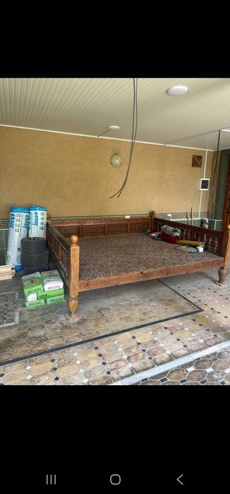 Topchan sotiladi...Razmeri 2.85x2.35.
