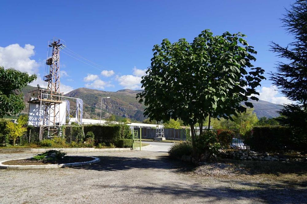 Дава се под наем Промишлена сграда в Карлово - 714 кв.м за 1850 € - Снимка #3