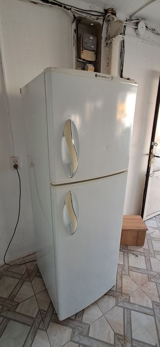 Холодильник LG, no frost