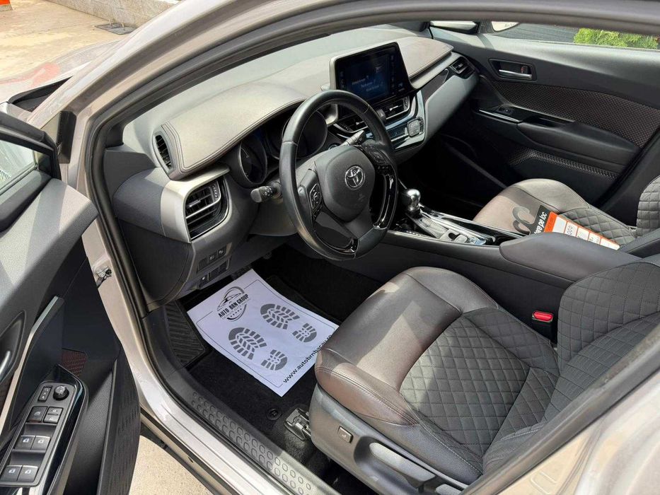 TOYOTA C_HR Long Anul  2018 Style  1.8 benzina hybrid Rate Garantie  BUY-BACK   Test baterie efectuat