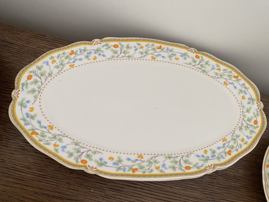 Сервиз чайно-столовый 32 предмета