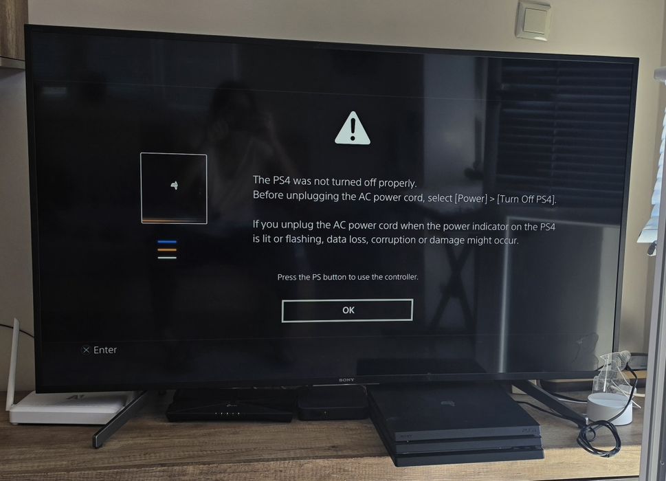 PS4 Pro Sony 1TB + 2 джойстика