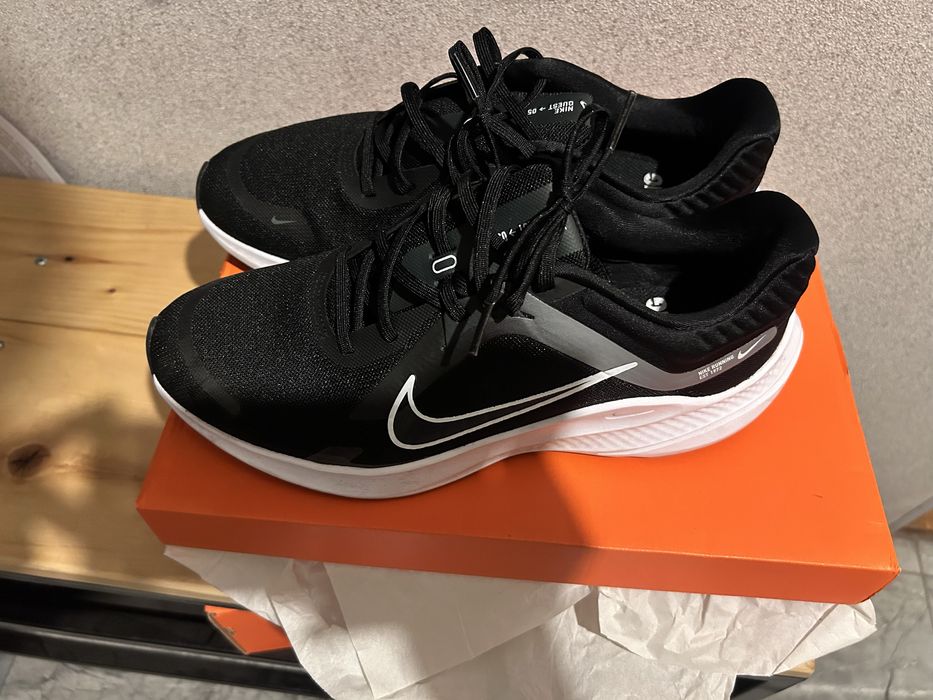 Кроссовки Nike Quest 5