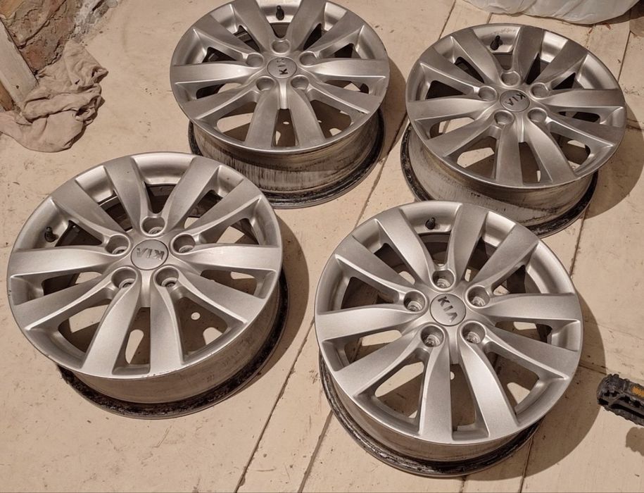 Kia комплект родные литые диски R16 оригинал