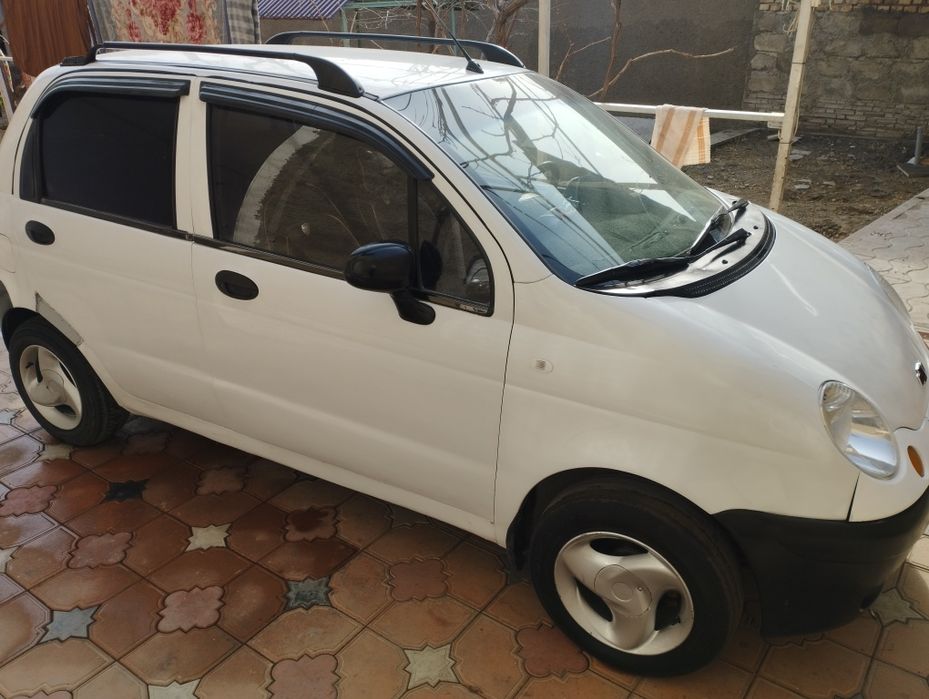 Matiz sotiladi naxt va vikup