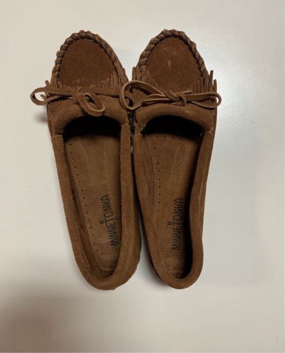 Mocasinii Minnetonka dama size 37.