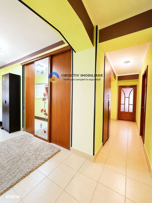 Apartament 4 camere 120 mp + 11,5 boxa BLOC NOU cu multa zona verde si