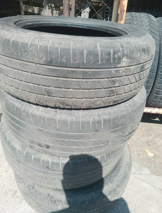 Продам резину комплект