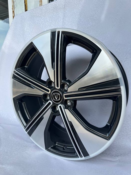 Комплект дисков Чанган r19/5x114.3
